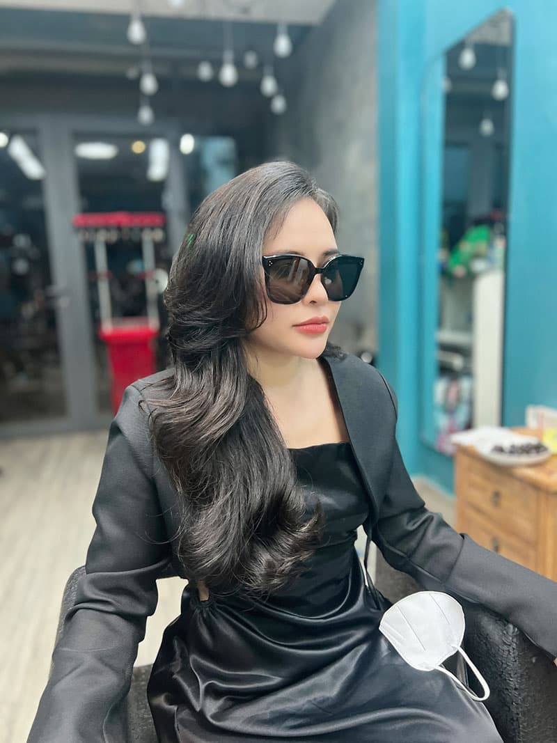 Top 12 nổi khổ của thợ trong tiệm cắt tóc nữ